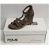 Image 1 : MJUS SZ 8.5 MALVA OPEN TOE WEDGE SANDALS