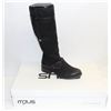 Image 1 : MJUS SZ 9 NERO KNEE HIGH HEELED BOOT