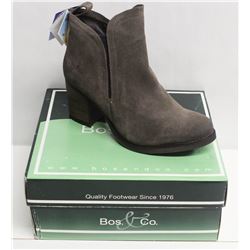 BOS. & CO. SZ 9.5 GREY BELFIELD HEELED ANKLE BOOTS