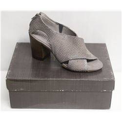 FELMINI SZ 6.5 WAX + INTAGLIO CINZA MID HEEL OPEN