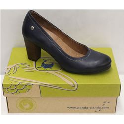 WANDA PANDA SZ 9.5 LOLA MARINO MID HEEL COURT SHOE