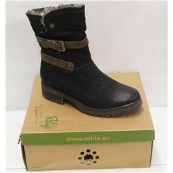 RELIFE SZ 9 BLACK FURLINED BOOTS