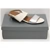 Image 1 : YUKO IMANISHI SZ 6 WHITE SLIVER SANDALS