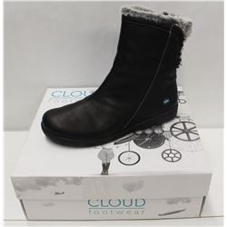 CLOUD SZ 9 BLACK ARYANA WOOL LINED BOOTS