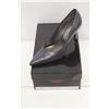 Image 1 : LAURA FERRI SZ 6 GREY PUMPS