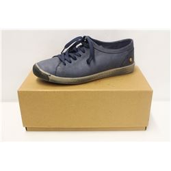 SOFTINOS SZ 9.5 ISLA WASHED LEATHER NAVY LOW TOP