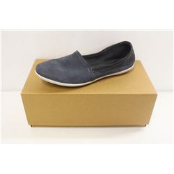 SOFTINOS SZ 6.5 ILMA WASHED LIGTH NAVY FLATS