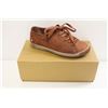 Image 1 : SOFTINOS SZ 9.5 ISLA WASHED BRICK LOW TOP SNEAKERS