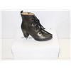 Image 1 : MACIEJKA OBUWIE SZ 7.5 BLACK BRONZE MID HEEL ANKLE