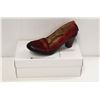 Image 1 : MACIEJKA OBUWIE SZ 9.5 RED MID HEEL COURT SHOE