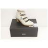 Image 1 : DKODE SZ 8.5 TAUPE VIVI MID HEEL ANKLE BOOTS
