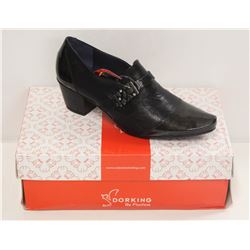 DORKING SZ 7.5 BLACK LOW HEEL COURT SHOES