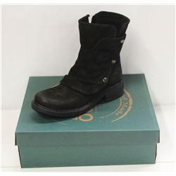 BUENO SZ 7.5 BLACK NUBUCK GRETA BOOTS