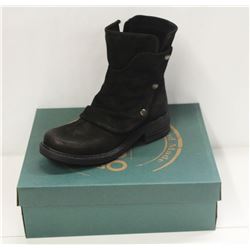 BUENO SZ 8.5 BLACK NUBUCK GRETA BOOTS