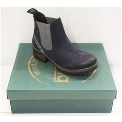 BUENO SZ 6.5 NAVY NUBUCK FLORIDA NUBUCK ANKLE