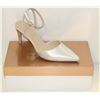 Image 1 : FRANCE MODE SZ 9 VYPER IVORY STILETTO