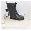 Image 1 : ILSA JACOBSEN SZ 6.5 GREY RUBBER BOOTS