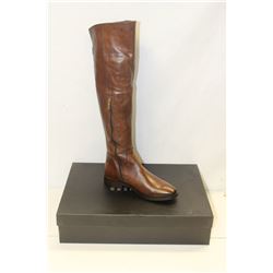 ATELIERS SZ 9.5 CLEO TAN BOOTS