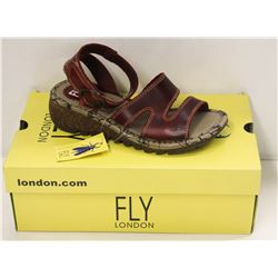 FLY LONDON SZ 6.5 RED BRIDLE SANDALS