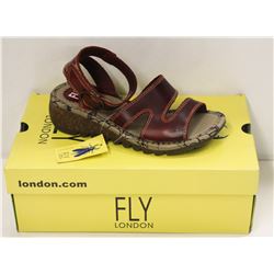 FLY LONDON SZ 9 RED BRIDLE SANDALS