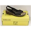 Image 1 : FLY LONDON SZ 7.5 BLACK BRIDLE SANDALS