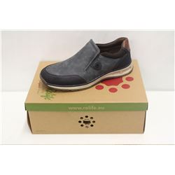 RELIFE SZ 8.5 DENIM CUSHIONED SNEAKERS