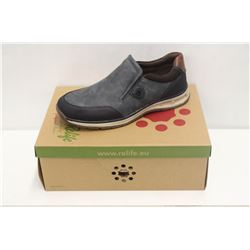 RELIFE SZ 10.5 DENIM CUSHIONED SNEAKERS