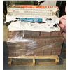 Image 1 : PALLET OF CINDER BLOCK , AIR BARRIER , SHINGLES