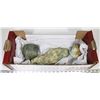 Image 1 : BOX W/3 LARGE RAW JADE STONES -