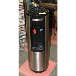 POLAR BLACK & STAINLESS STEEL HOT/COLD