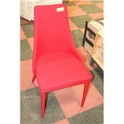 RED SHOWHOME ACCENT CHAIR.
