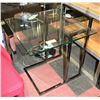 Image 1 : 20.5"X21.5"X25" GLASS & METAL BASE END TABLE
