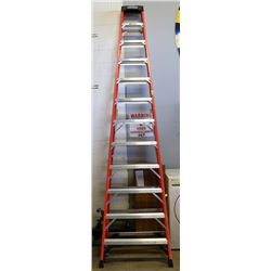 12FT WERNER FIBERGLASS STEP LADDER