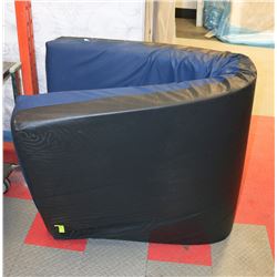 LARGE BLUE/BLACK FOAM MAT (35"X70"X 6"