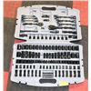Image 1 : 160 PLUS PC STANLEY SOCKET SET