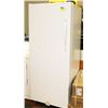 Image 1 : HAIR UPRIGHT FREEZER