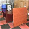 Image 1 : BOARD ROOM TABLE