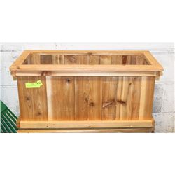 STAINED CEDAR PLANTER