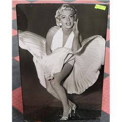 MARILYN MONROE 7 YEAR DRESS BLOWING