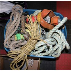 TOTE OF ROPES AND STRAPS