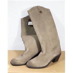 NEW GENUINE 1976 GENUINE LEATHER BOOTS SZ 9