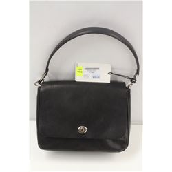 M0851 BLACK MEDIUM FLAP TURNLOCK BAG