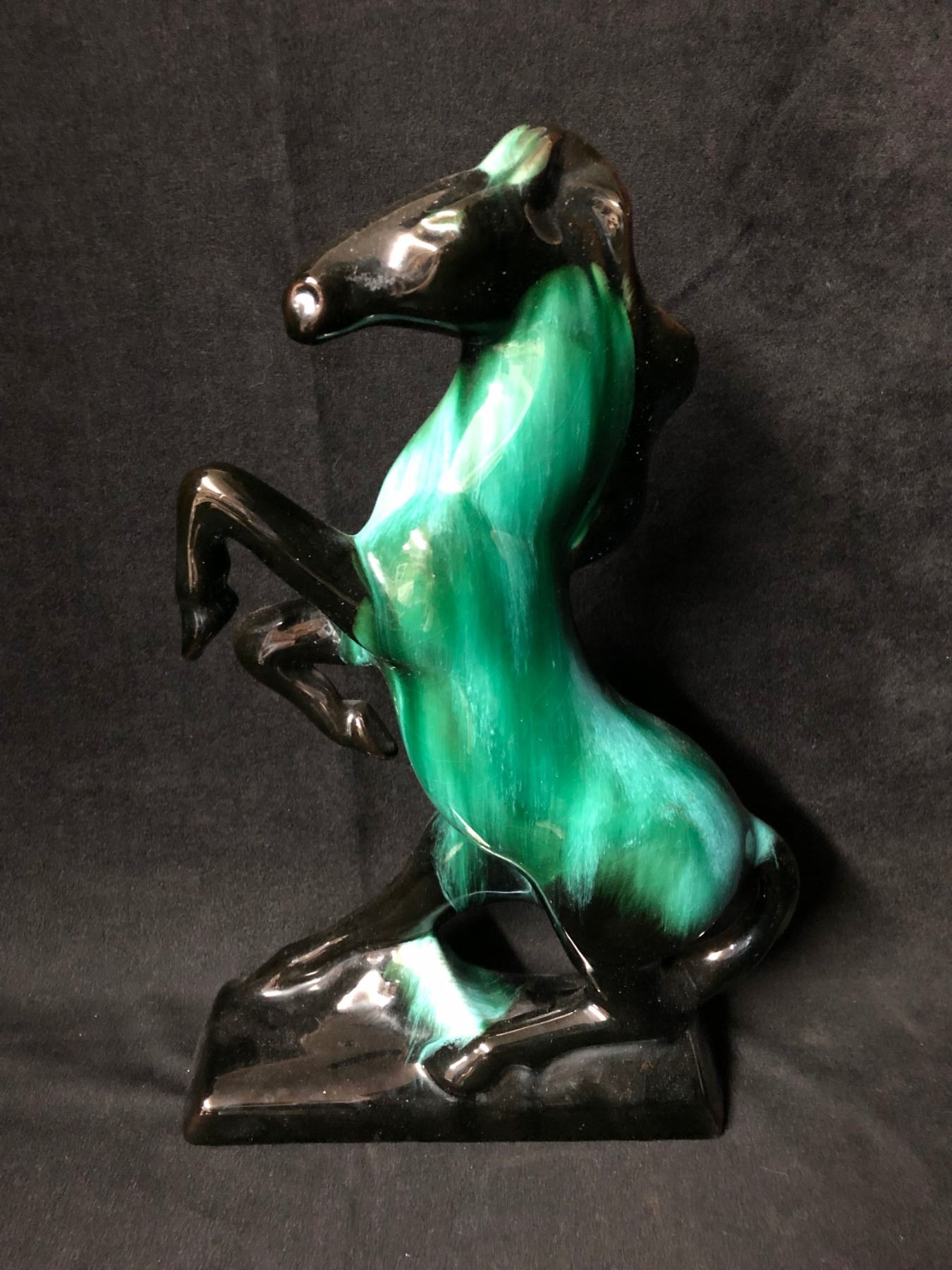 Vintage Blue Mountain Pottery Horse Statue (14