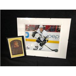 SIDNEY CROSBY PHOTO/ JACKIE ROBINSON'S COOPERSTOWN BUST POSTCARD