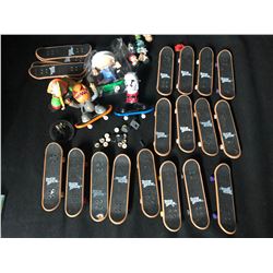 Tech Deck Dudes 2" Mini Figures w/ Finger Skateboards