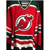 Image 1 : NEW JERSEY DEVILS HOCKEY JERSEY (MEDIUM)