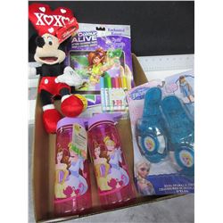 Bundle of New girls items / Disney Frozen water Bottles/ Elsa sparkel Frozen