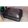 Image 2 : ROLLING RICARDO LUGGAGE FULL OF NEW PANTS