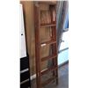 Image 2 : 6 FOOT WOOD A FRAME LADDER