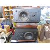 Image 2 : 3 VENTURI ACOUSTICS SPEAKERS AND 2 PRECISION ACOUSTIC FLOOR SPEAKERS